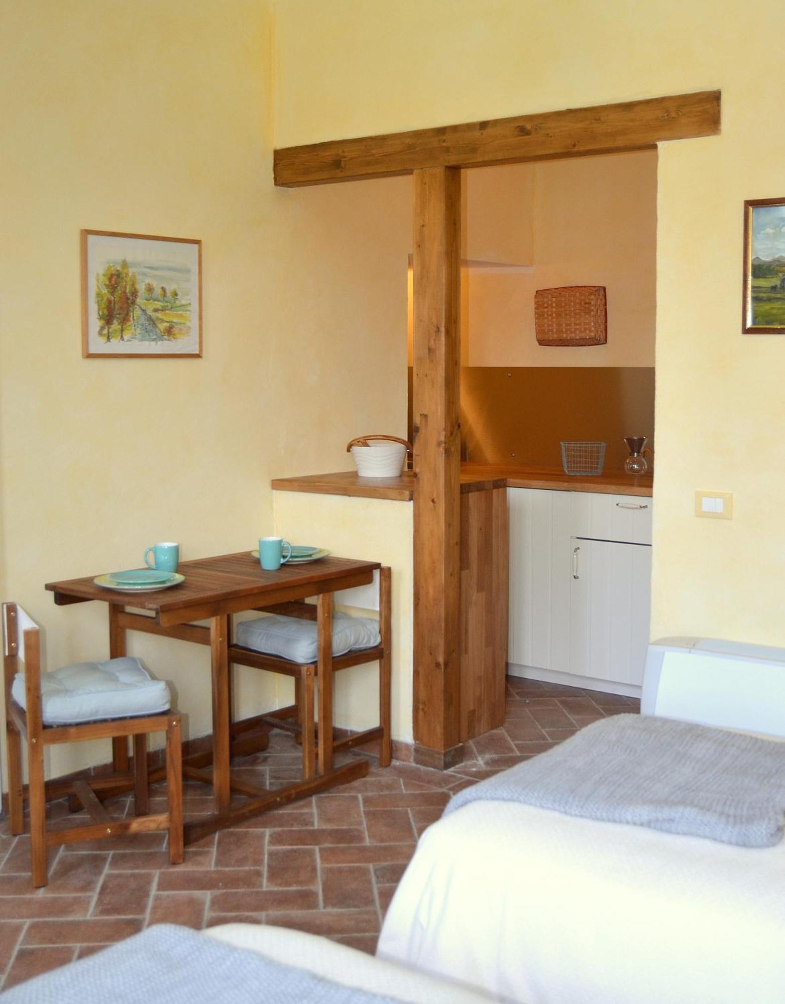 Agriturismo Borgo San Francesco Basiglio Bagian luar foto